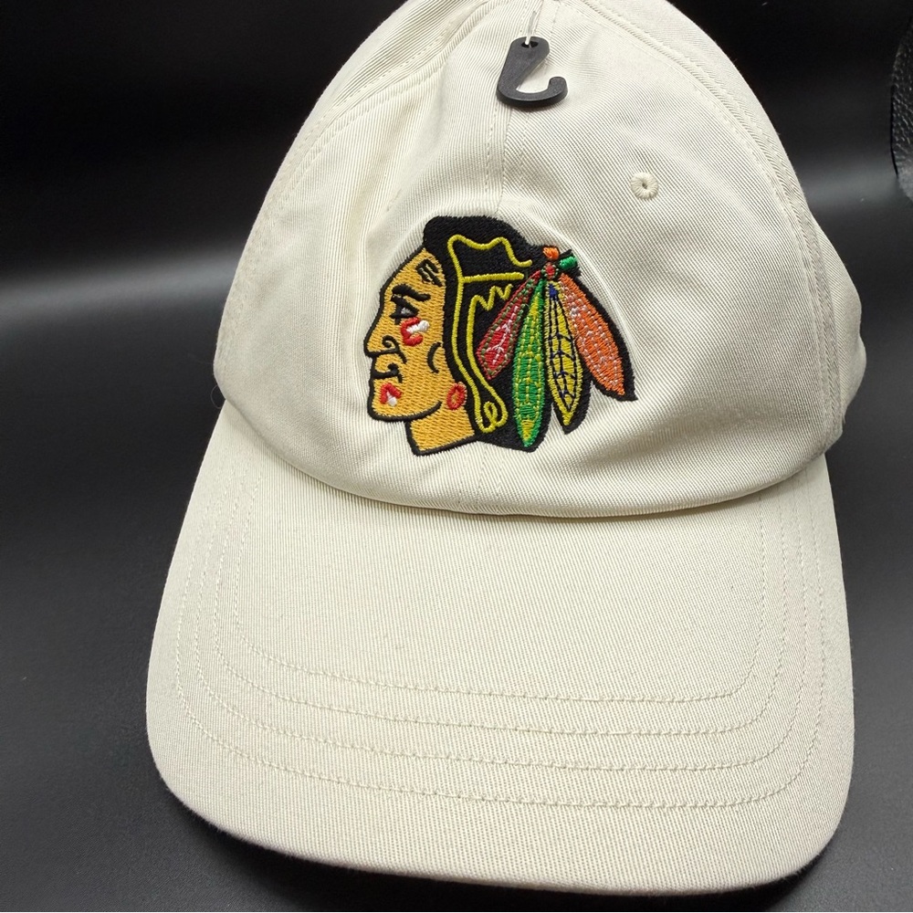 Chicago Blackhawks lululemon Unisex Classic Ball Cap - Light Ivory - S/M